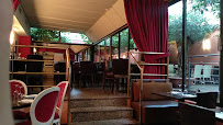 Atmosphère du Restaurant italien Trattoria Chic à Neuilly-sur-Seine - n°6