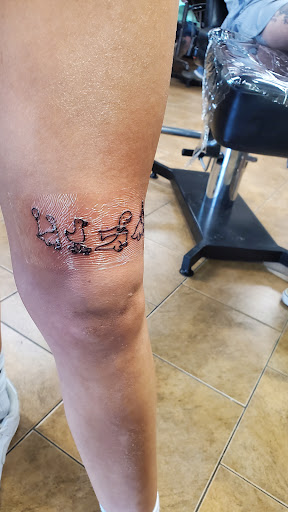 Explore new york giants tattoos ideas, creative tattoo ideas in Sullivan, available at Square Rose Tattoo & Piercing