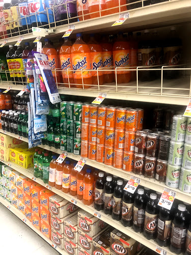 Grocery Store «Giant Food Stores», reviews and photos, 539 Oak Ave, Aldan, PA 19018, USA