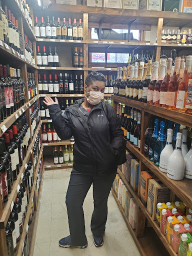 Liquor Store «Vault Liquor & Smokes», reviews and photos, 1270 Bardstown Rd, Louisville, KY 40204, USA