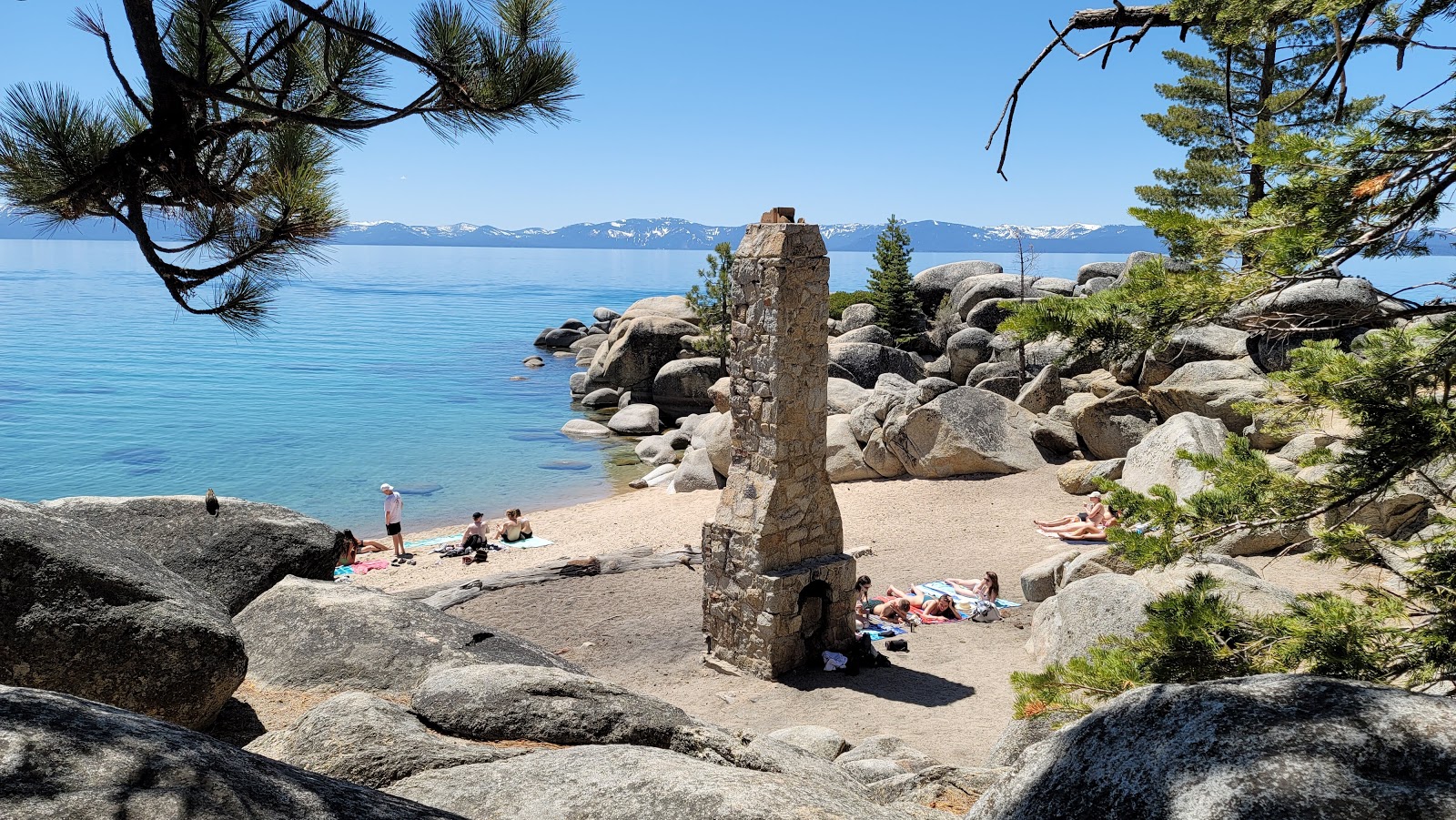 Photo de Chimney Beach et ses beaux paysages