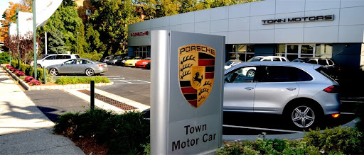 Porsche Dealer «Town Porsche», reviews and photos, 105 Grand Ave, Englewood, NJ 07631, USA