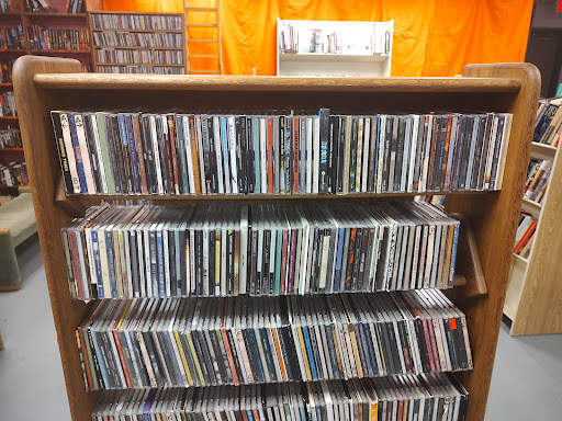 Used Book Store «Nice Price Books», reviews and photos, 3106 Hillsborough St, Raleigh, NC 27607, USA