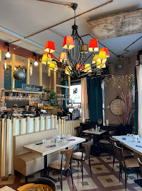 Atmosphère du Restaurant halal LA TABLÉE DE STÉ à Lyon - n°19