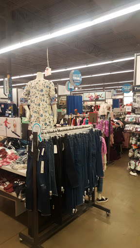 Clothing Store «Old Navy», reviews and photos, 700 Elsinger Blvd, Conway, AR 72032, USA