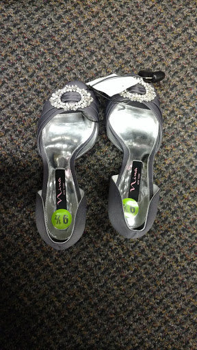 Shopping Mall «County Fair Fashion Mall», reviews and photos, 1264 E Gibson Rd E-500, Woodland, CA 95776, USA