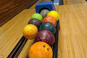 Bowlerama - Diner & Bowling image