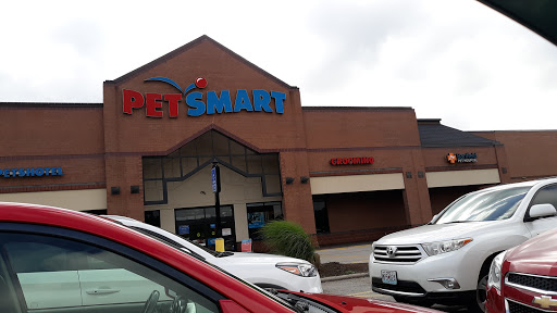 Pet Supply Store «PetSmart», reviews and photos, 3500 S Glenstone Ave, Springfield, MO 65804, USA