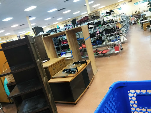 Thrift Store «Goodwill Port St. Lucie/Gatlin Store & Donation Center», reviews and photos