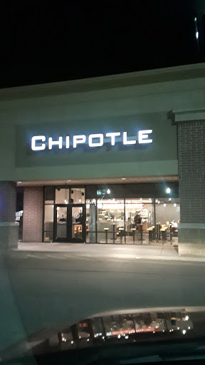 Mexican Restaurant «Chipotle Mexican Grill», reviews and photos, 4402 Montgomery Rd, Cincinnati, OH 45212, USA