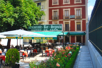 Restaurante bar Segovia. Restaurante tradicional. - C. Infantes, 1, 40100 Real Sitio de San Ildefonso, Segovia, Spain