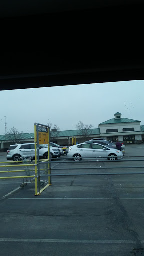 Grocery Store «The Andersons Store», reviews and photos, 530 Illinois Ave, Maumee, OH 43537, USA