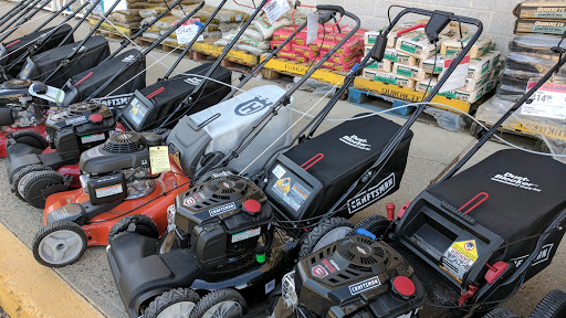 Hardware Store «Sears Appliance and Hardware Store», reviews and photos, 705 Bridgeport Ave, Shelton, CT 06484, USA