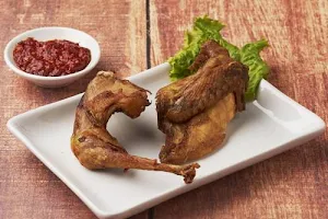 Goreng Dan Bakar Ayam Laksana image