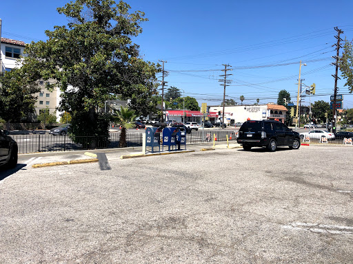 Post Office «US Post Office», reviews and photos, 9777 Wilshire Blvd # Gf-02, Beverly Hills, CA 90212, USA