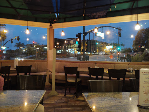 Shopping Mall «Moonlight Plaza Shopping Center», reviews and photos, 315 S Coast Hwy 101, Encinitas, CA 92024, USA