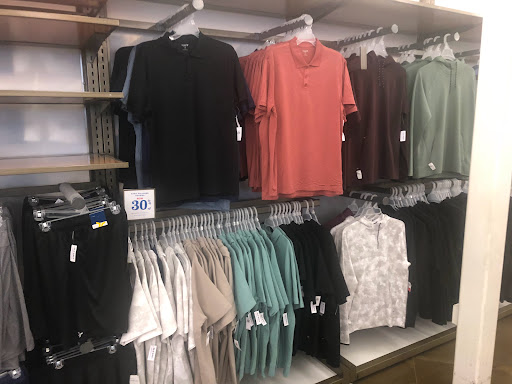 Clothing Store «Old Navy», reviews and photos, 1800 McFarland Blvd E #514, Tuscaloosa, AL 35404, USA
