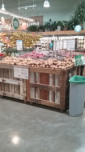 Grocery Store «Whole Foods Market», reviews and photos, 5 Sugar Hollow Rd, Danbury, CT 06810, USA