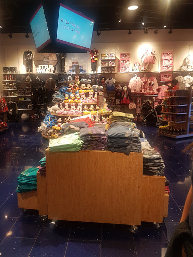 Toy Store «Disney Store», reviews and photos, 7700 W Arrowhead Towne Center, Glendale, AZ 85308, USA
