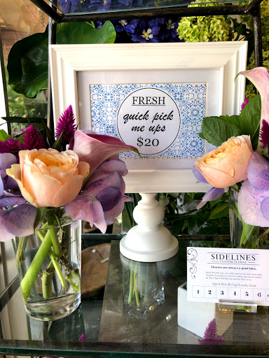 Florist «Sidelines Custom Floral Designs, Inc», reviews and photos, 511 E 135th St, Kansas City, MO 64145, USA