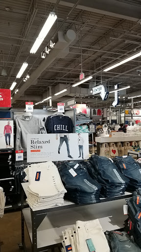 Clothing Store «Old Navy», reviews and photos, 697 Hillside Avenue, New Hyde Park, NY 11040, USA