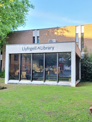 Comments and reviews of Llyfrgell Wrecsam | Wrexham Library