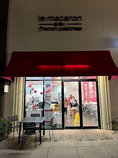 Shopping Mall «Bridge Street Town Centre», reviews and photos, 365 The Bridge St, Huntsville, AL 35806, USA