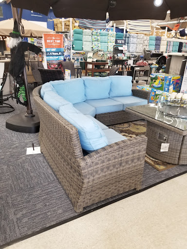 Outdoor Furniture Store «American Sale - Bridgeview», reviews and photos, 8951 Harlem Ave, Bridgeview, IL 60455, USA