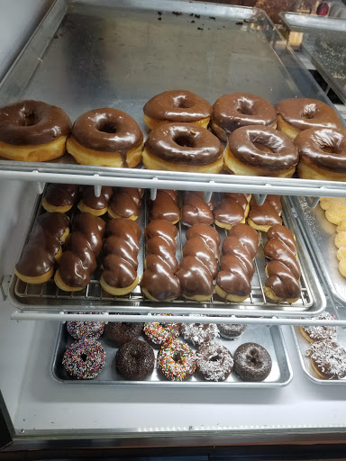 Donut Shop «Dannys Donuts», reviews and photos, 417 Main St SW, Gainesville, GA 30501, USA