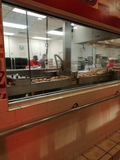 Bakery «Krispy Kreme Doughnuts», reviews and photos, 6627 San Dario Ave, Laredo, TX 78041, USA