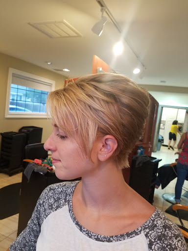 Beauty Salon «Red Sails Salon», reviews and photos, 1615 Long Beach Blvd, Surf City, NJ 08008, USA