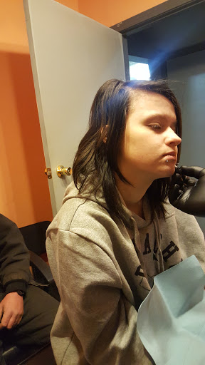 Tattoo Shop «Gold & Tattoos», reviews and photos, 1606 E Wabash St, Frankfort, IN 46041, USA