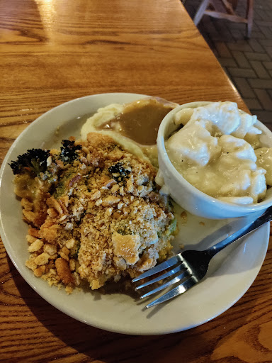 American Restaurant «Cracker Barrel Old Country Store», reviews and photos, 2393 Pacer Ct NW, Corydon, IN 47112, USA