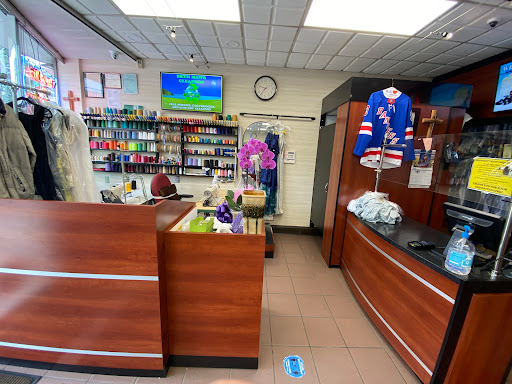 Dry Cleaner «Bryn Mawr Dry Cleaners», reviews and photos, 135 Lockwood Ave, Yonkers, NY 10701, USA