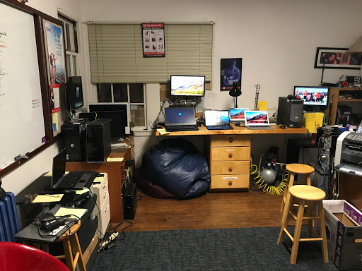 Santa Barbara Computer Repair PC Tech image