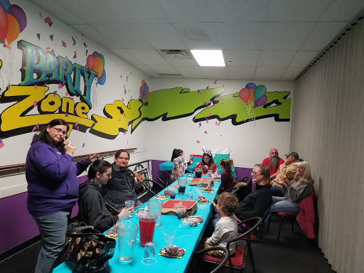 Gym «Genesis Health Clubs - Wichita Ice Center», reviews and photos, 505 W Maple St, Wichita, KS 67213, USA