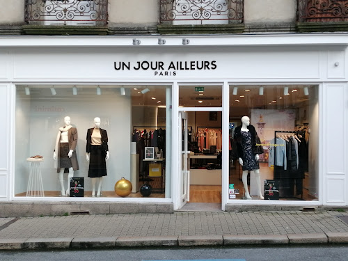 Magasin de vêtements pour femmes Un Jour Ailleurs Vannes Vannes