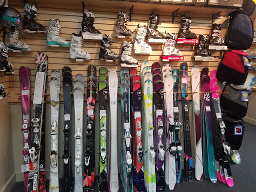 Ski Shop «Pro-Fit Ski & Mountain Sports», reviews and photos, 34 Catoctin Cir SE, Leesburg, VA 20175, USA