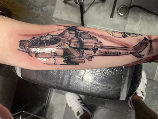 Tattoo Shop «Black Heart Tattoo», reviews and photos, 1926 Hudson Bridge Rd, Stockbridge, GA 30281, USA