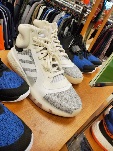 Department Store «T.J. Maxx», reviews and photos, 12765 Harper Village Dr #180, Battle Creek, MI 49014, USA