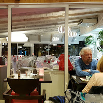 Atmosphère du Restaurant de fruits de mer Le Calumet à Royan - n°6