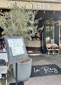 Atmosphère du Restaurant français Le Rey à Paris - n°14