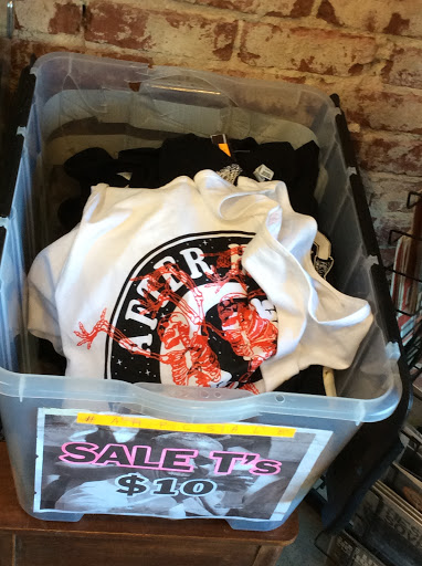 Record Store «Fingerprints Music», reviews and photos, 420 E 4th St, Long Beach, CA 90802, USA