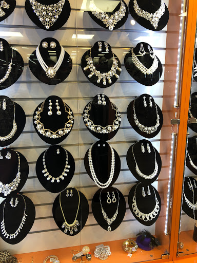 Beauty Supply Store «Beauty World», reviews and photos, 1418 Avondale Dr, Durham, NC 27701, USA