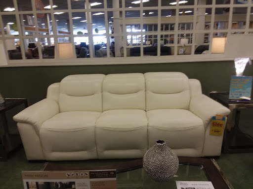Furniture Store «Raymour & Flanigan Furniture and Mattress Store», reviews and photos, 3367 Brunswick Pike, Lawrenceville, NJ 08648, USA