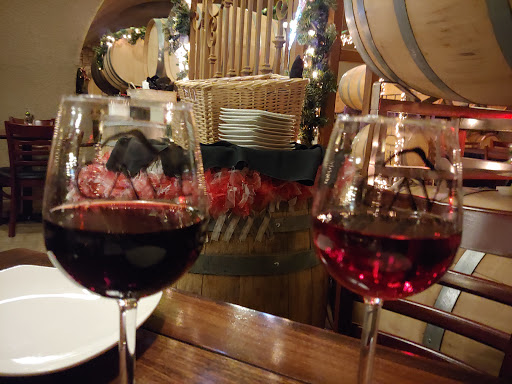 Oak Mountain Winery image