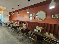 Atmosphère du Restaurant Petoin à Levallois-Perret - n°19