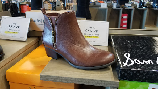 Shoe Store «DSW Designer Shoe Warehouse», reviews and photos, 5207 Brodie Lane, Sunset Valley, TX 78745, USA