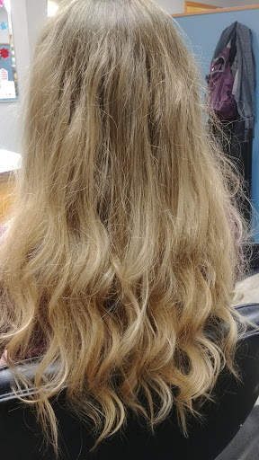 Hair Salon «Salon Wisp», reviews and photos, Salon Wisp, 4672 Commercial St SE, Salem, OR 97302, USA