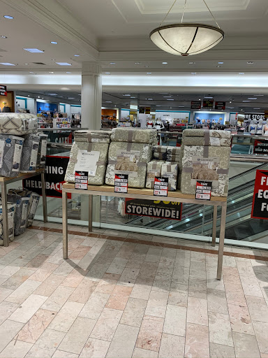 Department Store «Lord & Taylor», reviews and photos, 9629 Carousel Center, Syracuse, NY 13290, USA